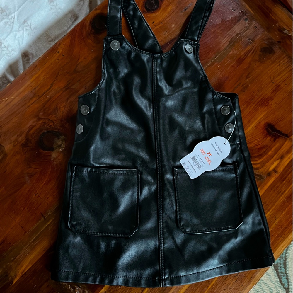 Girls 2T pleather jumper